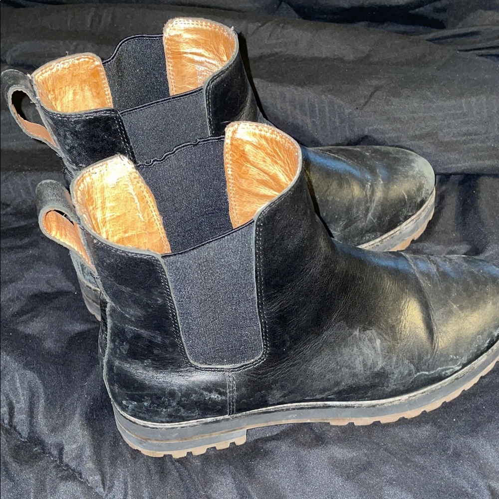 Madewell Black Leather Ankle Booties